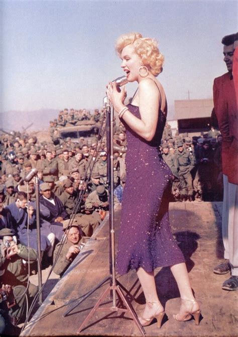 Marilyn monroe purple dress